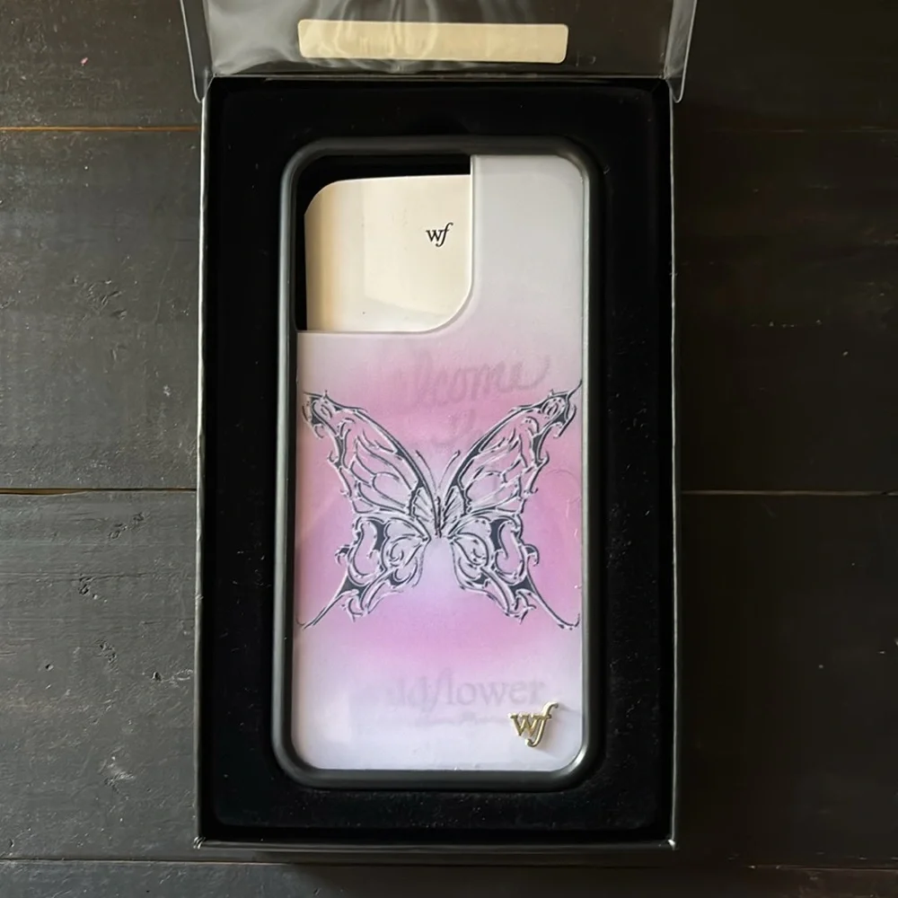 Chrome Butterfly wildflower case